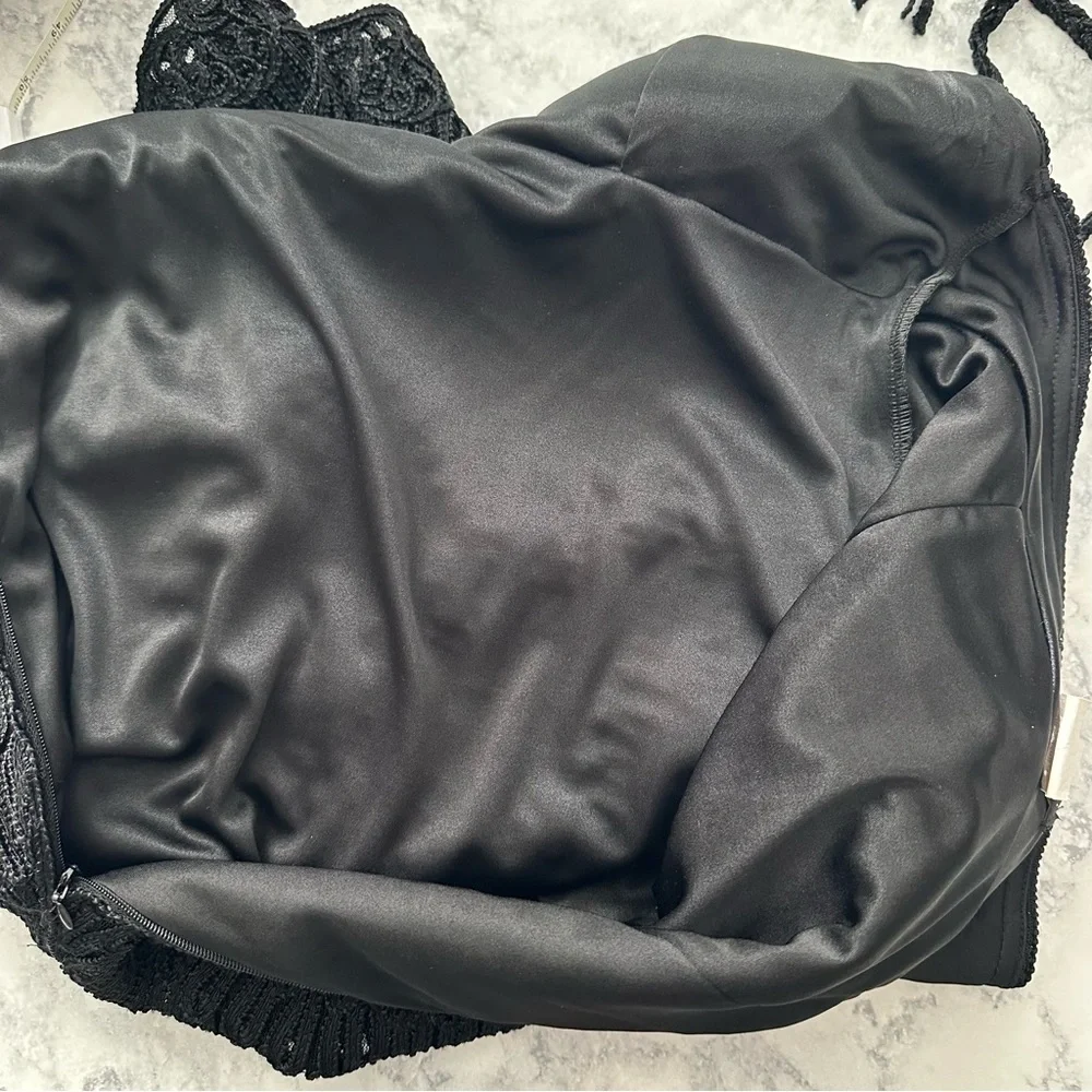 Sue Wong Vintage Black Crochet Halter Dress - Picture 10 of 15